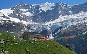 Hotel Berghaus Baeregg